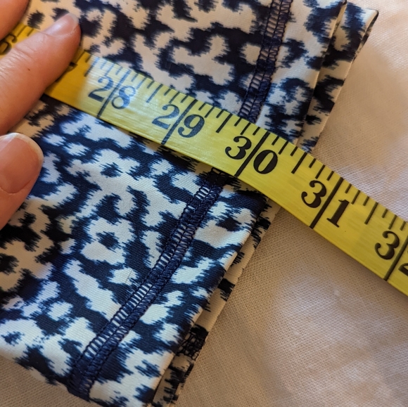 Old Navy High Rise Elevate Crop legging - Picture 11 of 12